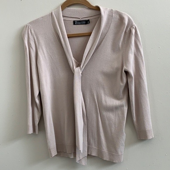 New York & Company tan sweater in M - Picture 2 of 5